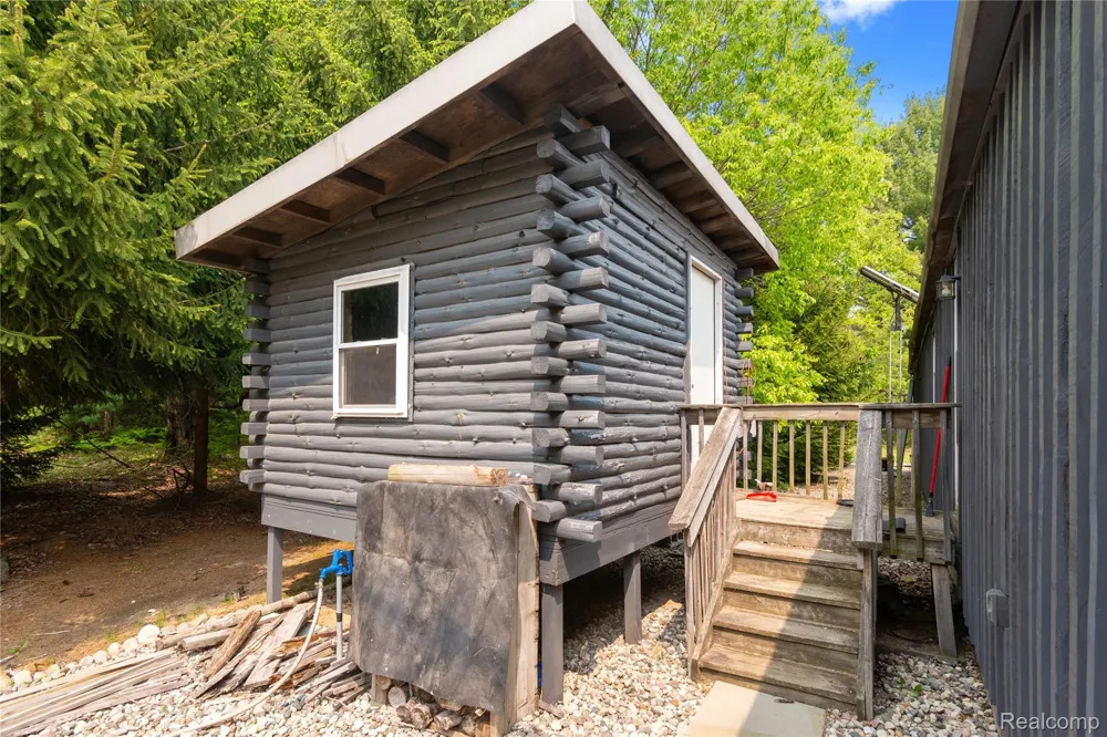 5960 Trail SE Orange Township, MI 49646