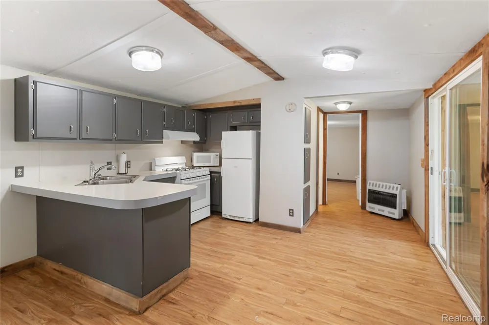 5960 Trail SE Orange Township, MI 49646