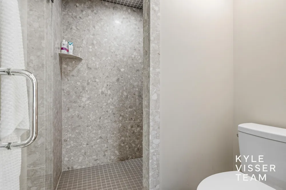 4608 Old Grand River Trail NE Grand Rapids Charter Township, MI 49301