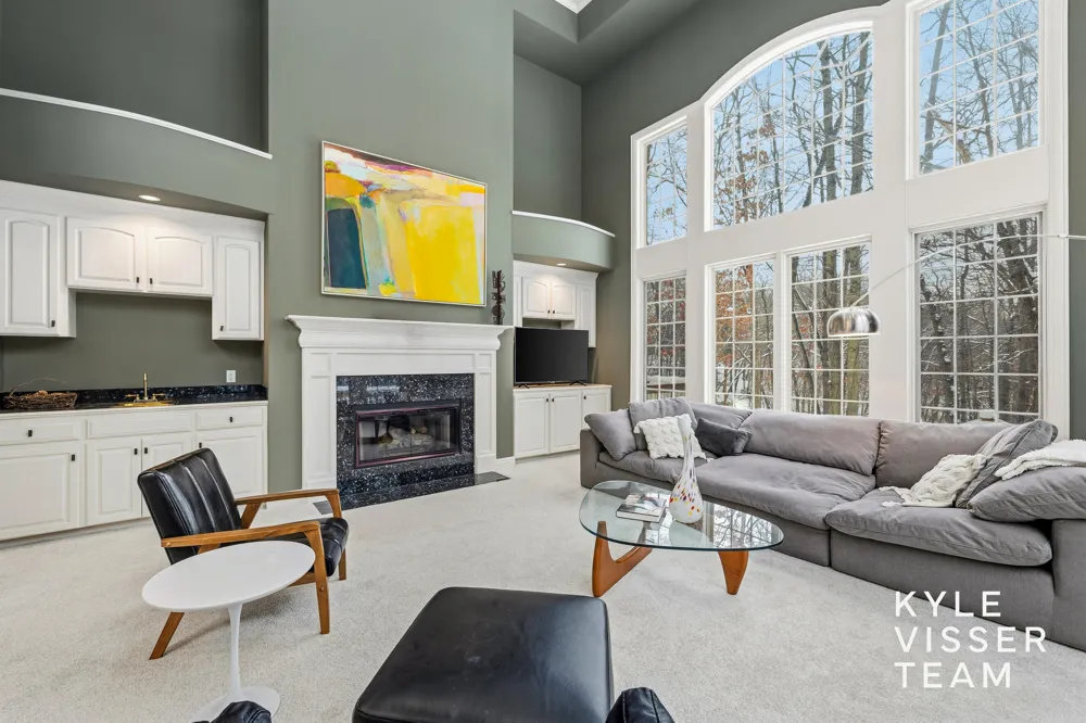 4608 Old Grand River Trail NE Grand Rapids Charter Township, MI 49301