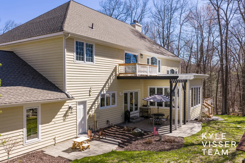 4608 Old Grand River Trail NE Grand Rapids Charter Township, MI 49301