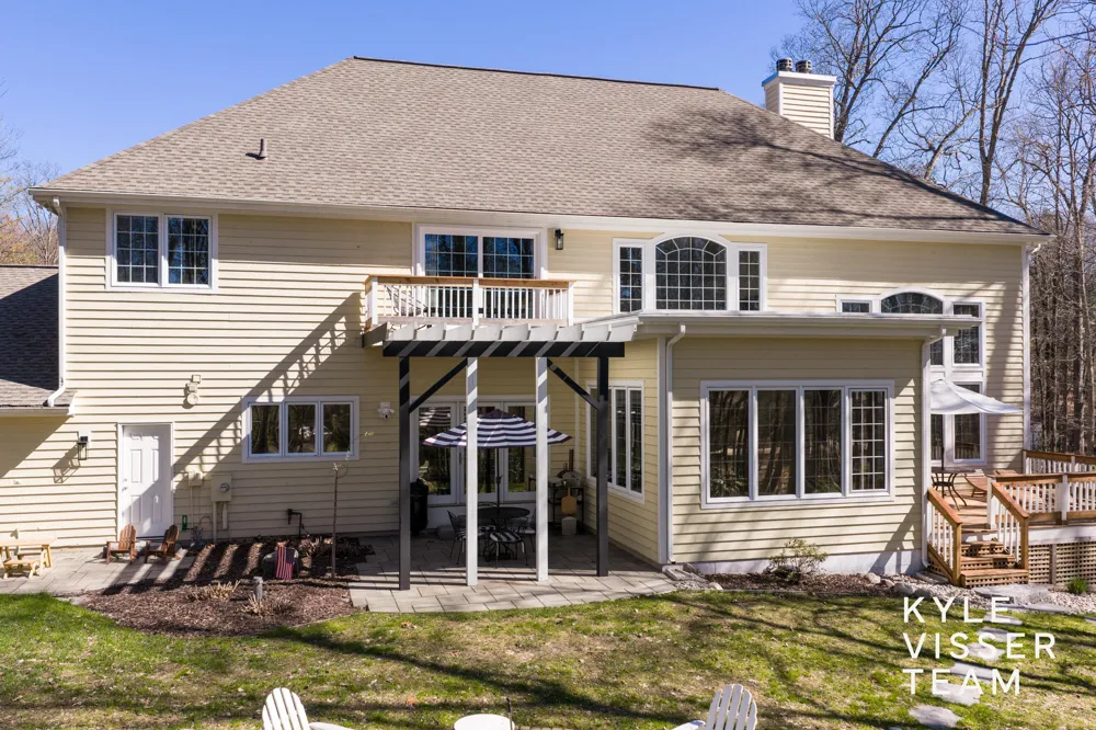 4608 Old Grand River Trail NE Grand Rapids Charter Township, MI 49301