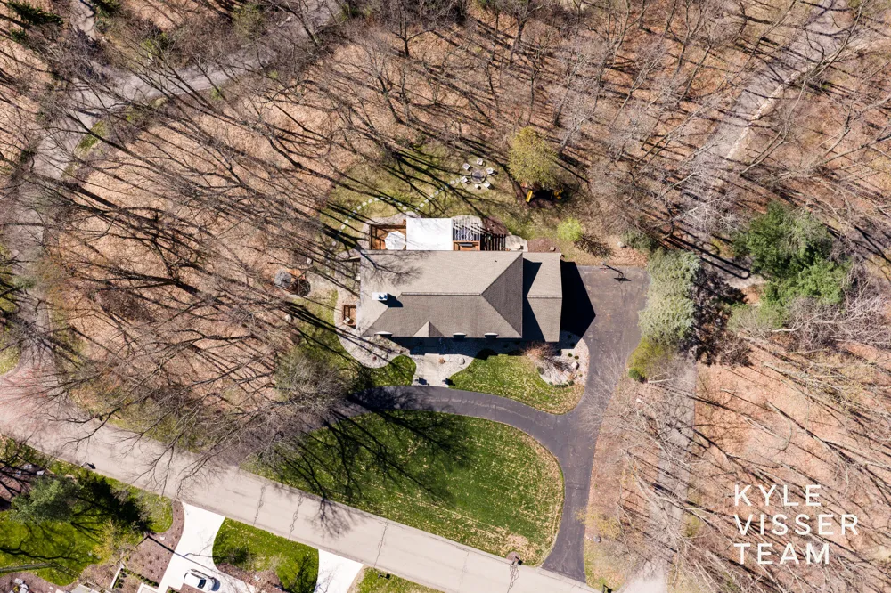 4608 Old Grand River Trail NE Grand Rapids Charter Township, MI 49301