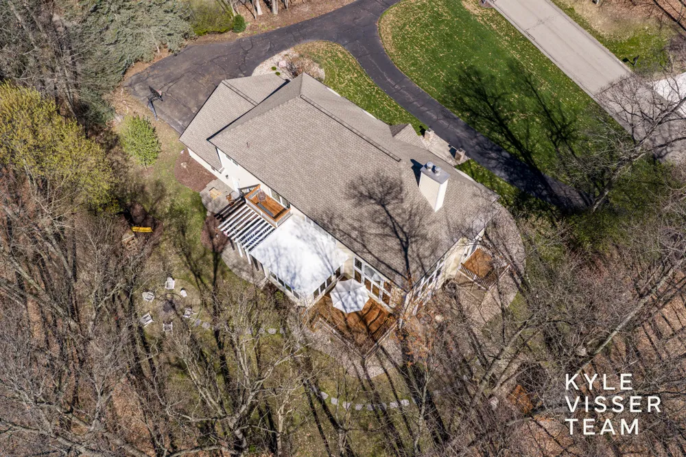 4608 Old Grand River Trail NE Grand Rapids Charter Township, MI 49301