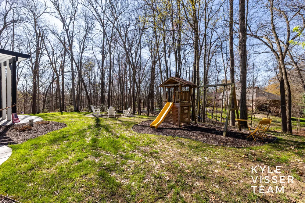 4608 Old Grand River Trail NE Grand Rapids Charter Township, MI 49301