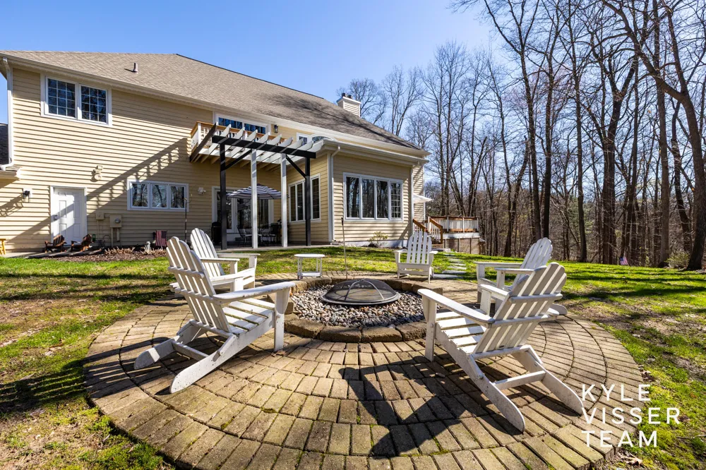 4608 Old Grand River Trail NE Grand Rapids Charter Township, MI 49301