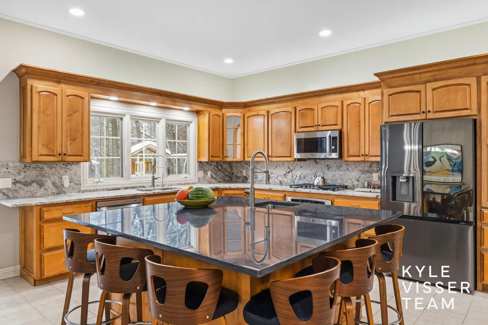4608 Old Grand River Trail NE Grand Rapids Charter Township, MI 49301