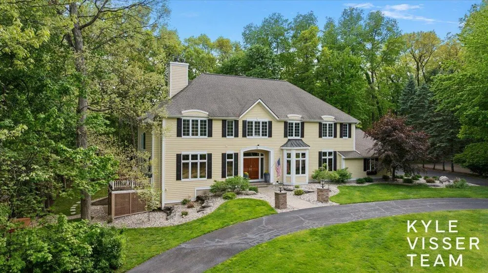 4608 Old Grand River Trail NE Grand Rapids Charter Township, MI 49301