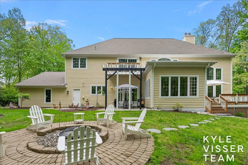 4608 Old Grand River Trail NE Grand Rapids Charter Township, MI 49301