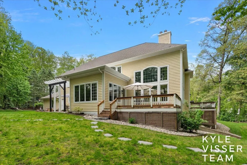 4608 Old Grand River Trail NE Grand Rapids Charter Township, MI 49301