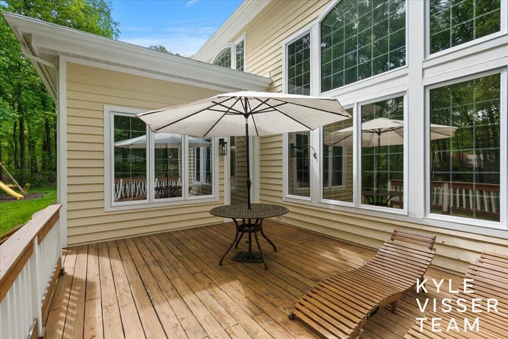 4608 Old Grand River Trail NE Grand Rapids Charter Township, MI 49301
