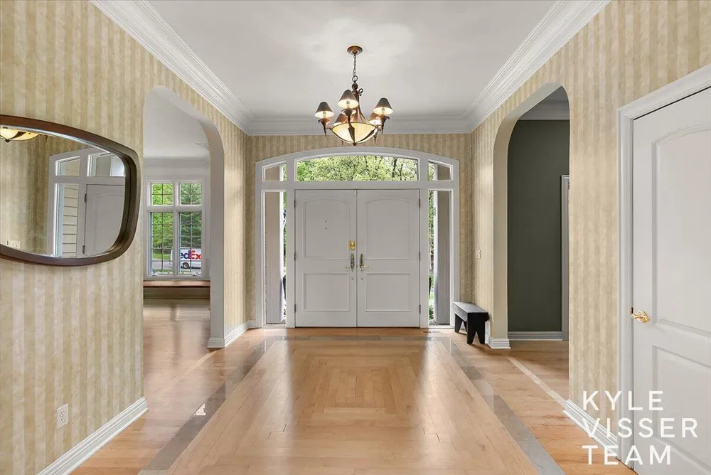 4608 Old Grand River Trail NE Grand Rapids Charter Township, MI 49301