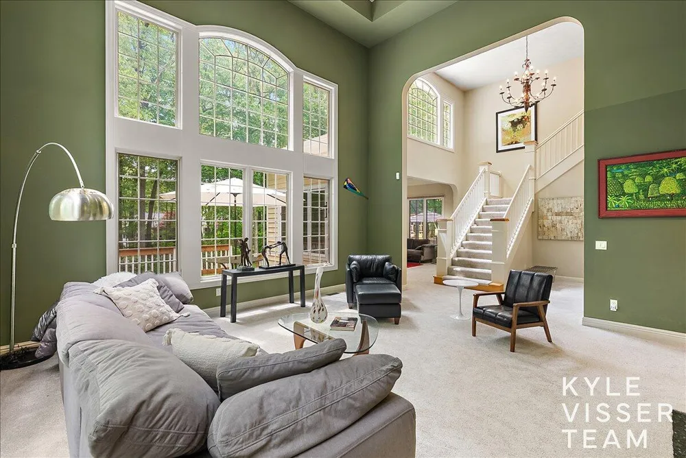 4608 Old Grand River Trail NE Grand Rapids Charter Township, MI 49301