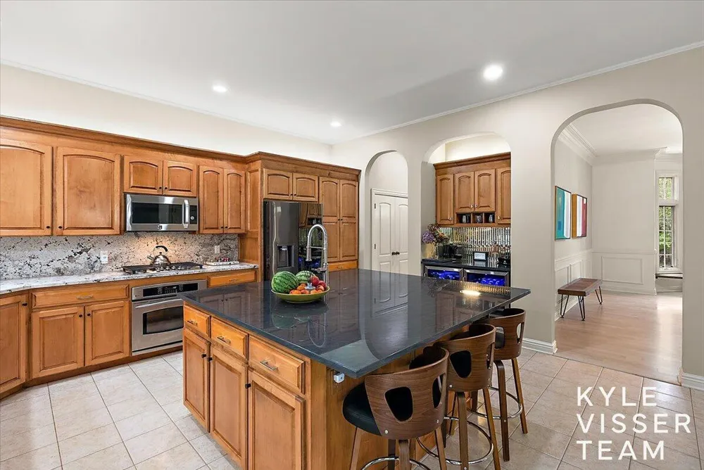4608 Old Grand River Trail NE Grand Rapids Charter Township, MI 49301