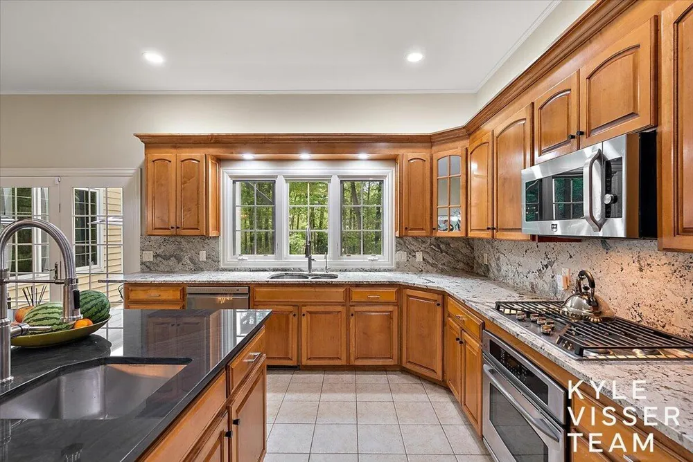 4608 Old Grand River Trail NE Grand Rapids Charter Township, MI 49301