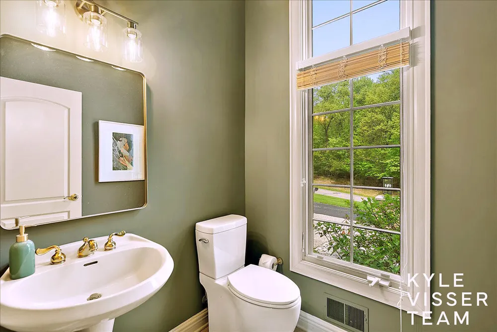 4608 Old Grand River Trail NE Grand Rapids Charter Township, MI 49301