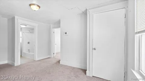 79 E E Pleasant Street