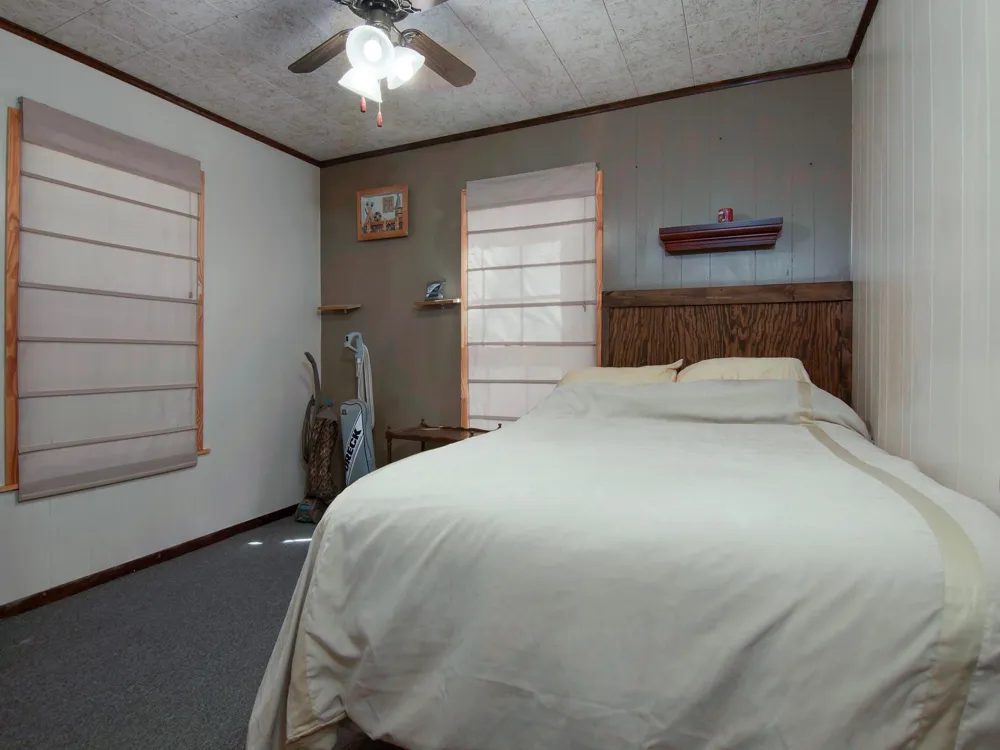 225 Oak Forest Drive Crockett, TX 75835