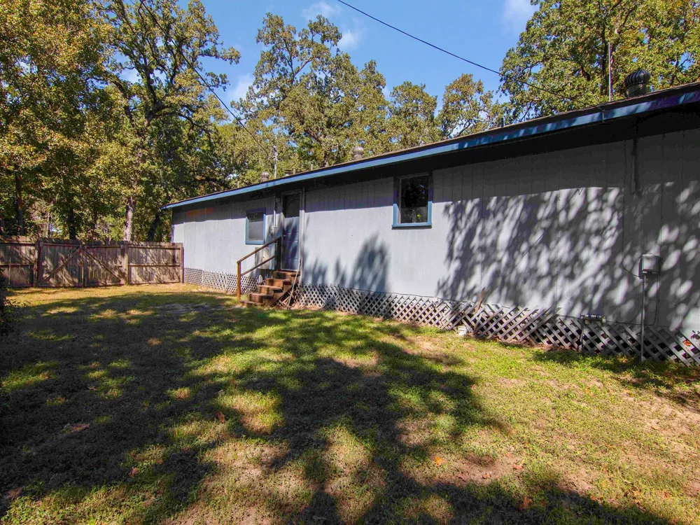 225 Oak Forest Drive Crockett, TX 75835