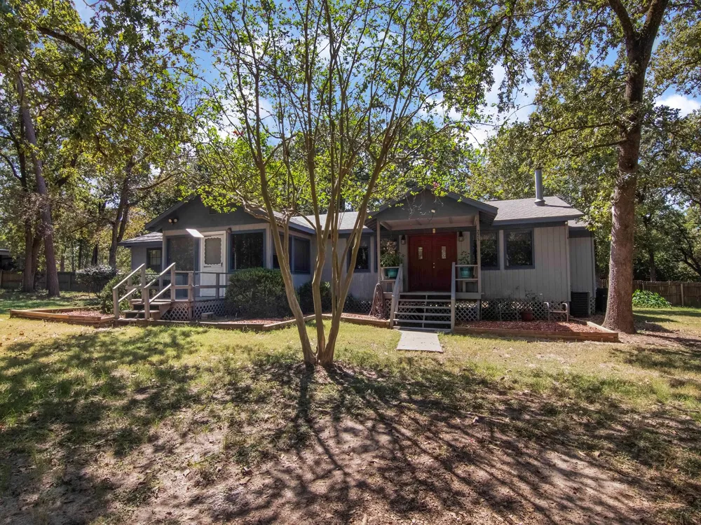 225 Oak Forest Drive Crockett, TX 75835