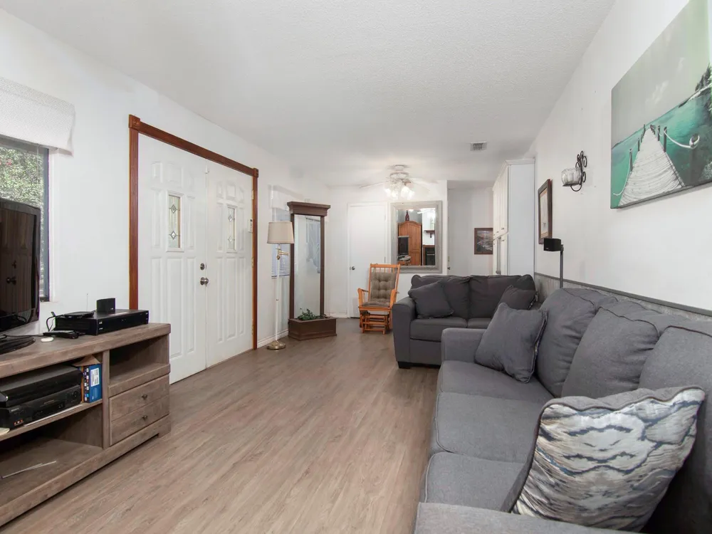 225 Oak Forest Drive Crockett, TX 75835