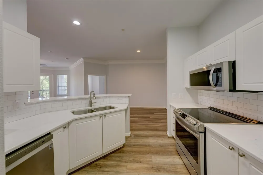 3045 Marina Bay Drive Drive #12201 League City, TX 77573