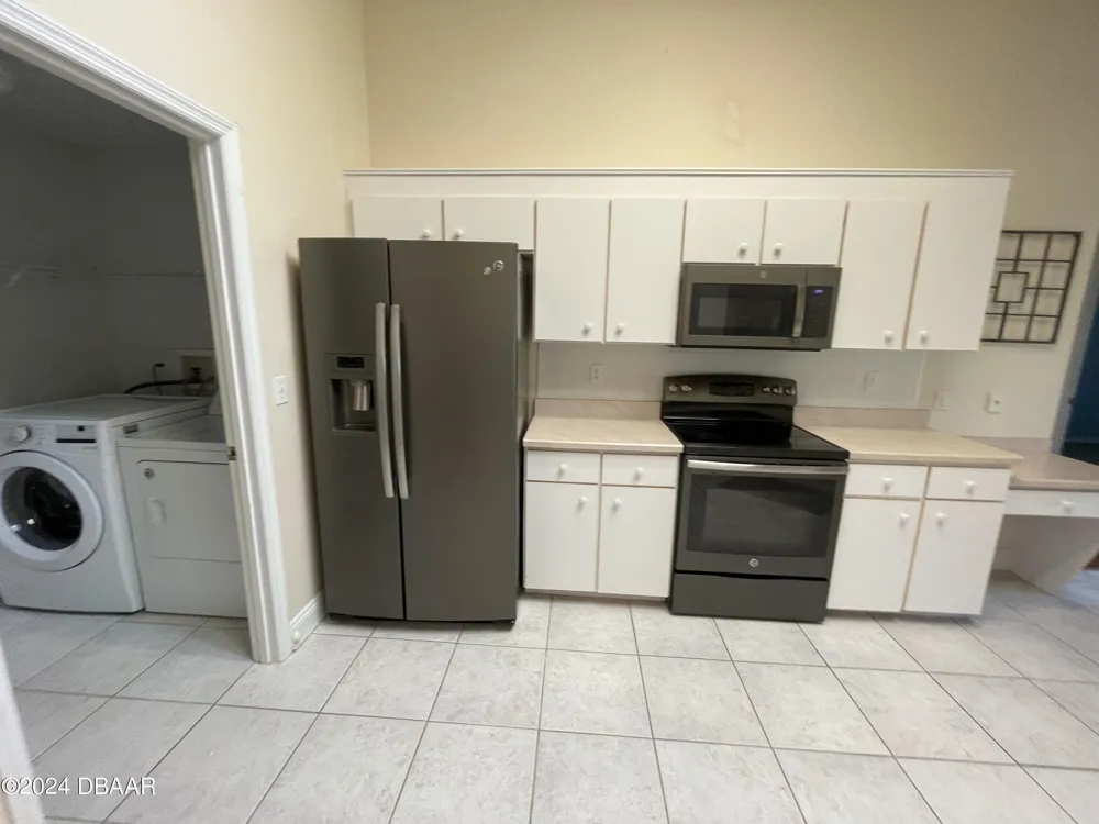 137 Bryan Cave Road South Daytona, FL 32119