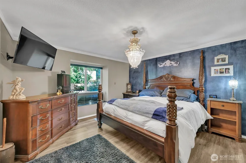 2851 E Mason Lake Drive E Grapeview, WA 98546