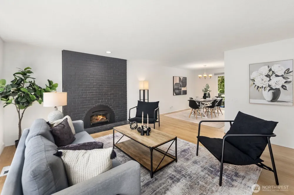 15532 187th Avenue NE Woodinville, WA 98072