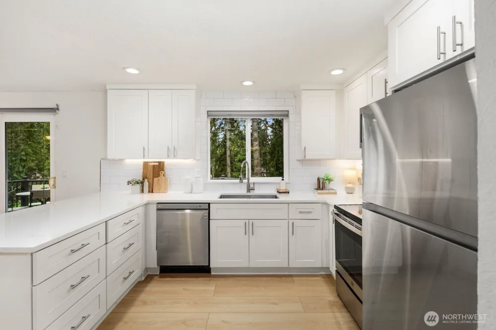 15532 187th Avenue NE Woodinville, WA 98072