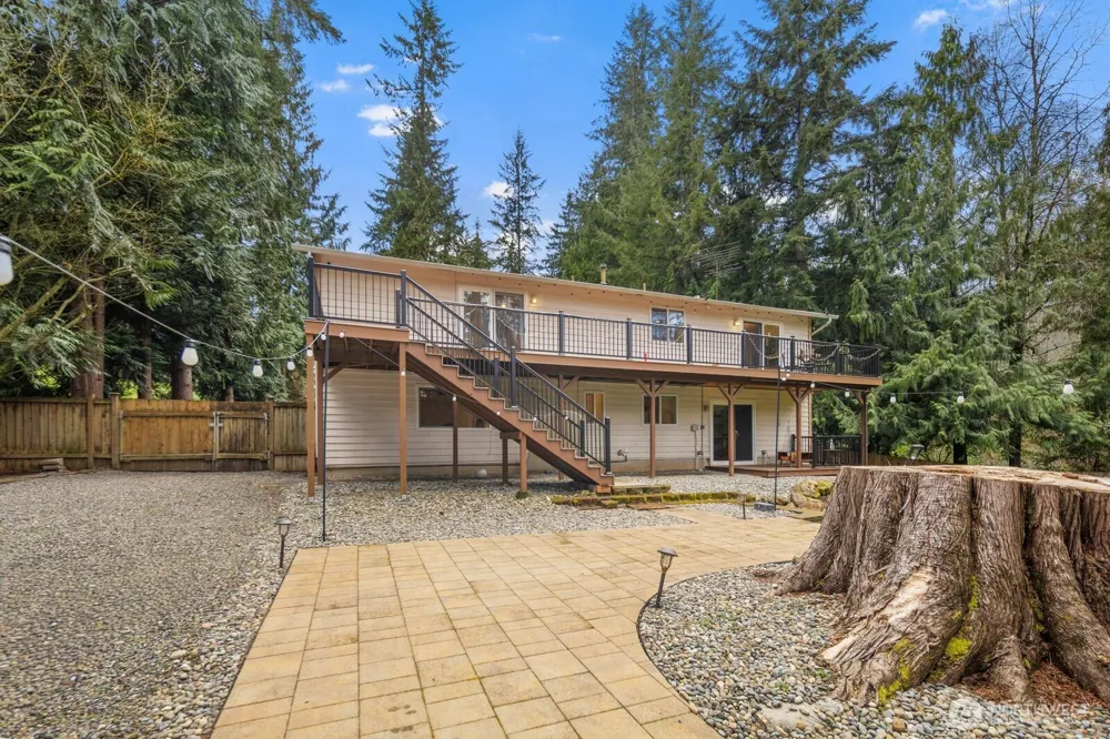 15532 187th Avenue NE Woodinville, WA 98072