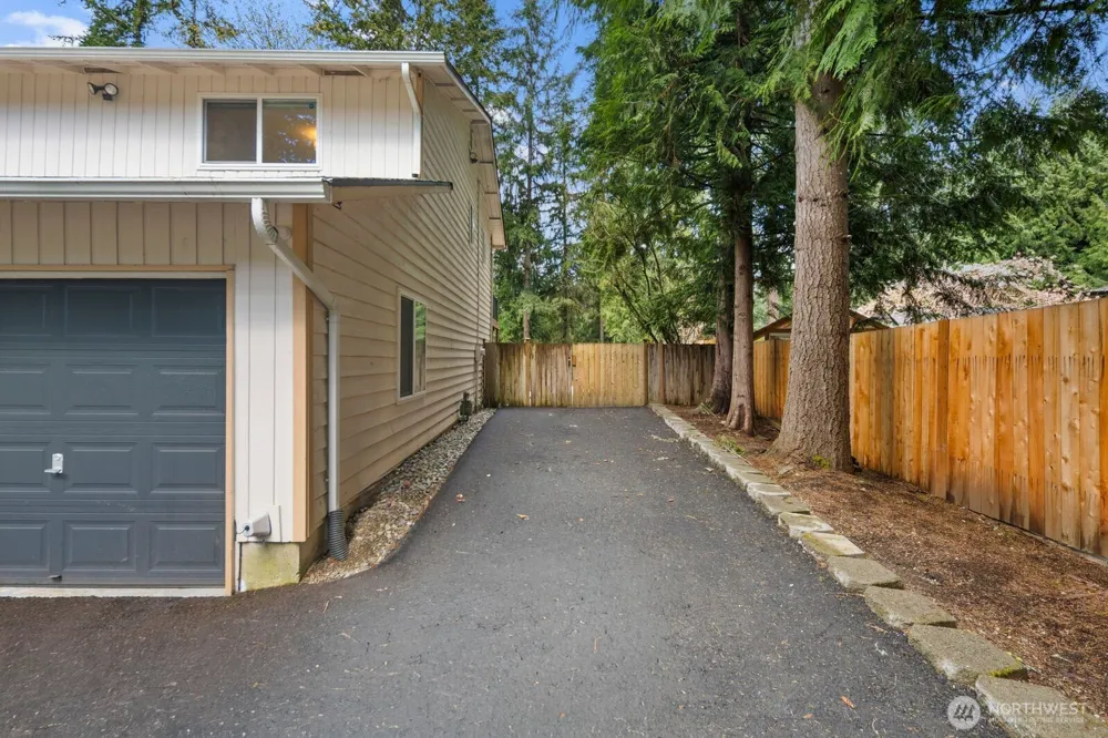 15532 187th Avenue NE Woodinville, WA 98072