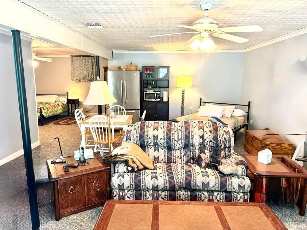 170 Crestwood Drive Burkeville, TX 75932