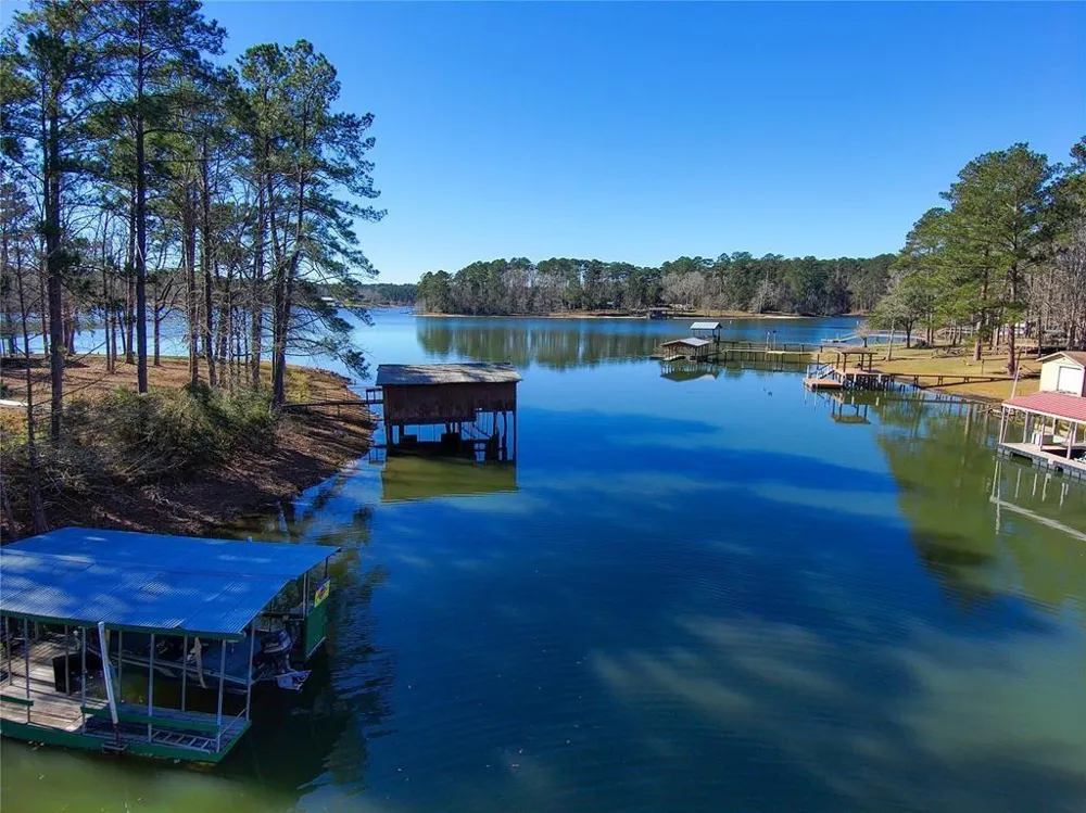 170 Crestwood Drive Burkeville, TX 75932
