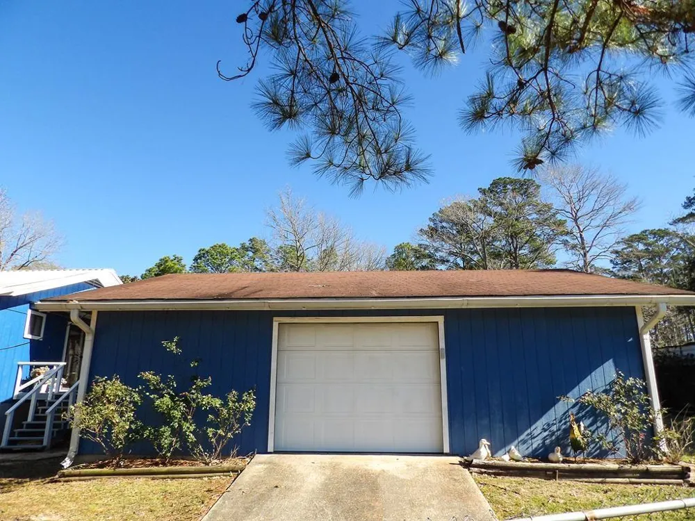 170 Crestwood Drive Burkeville, TX 75932