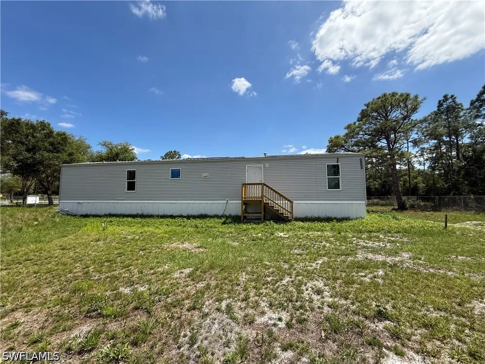 Avenida Del Sur Clewiston, FL 33440