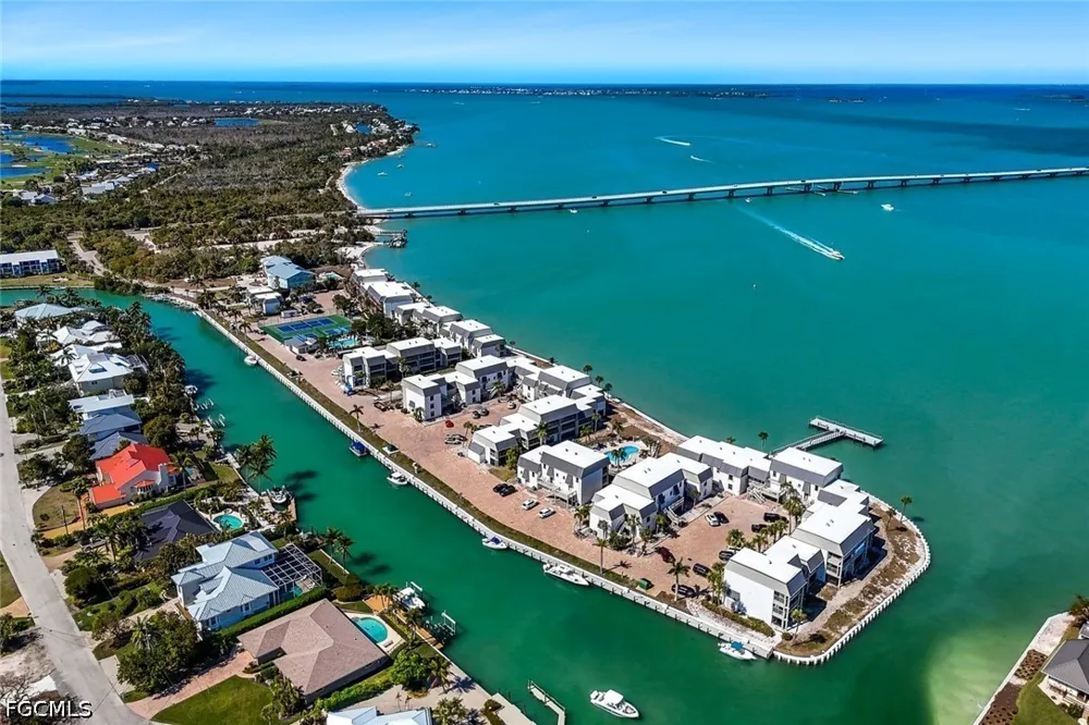 Sextant Drive #321 Sanibel, FL 33957