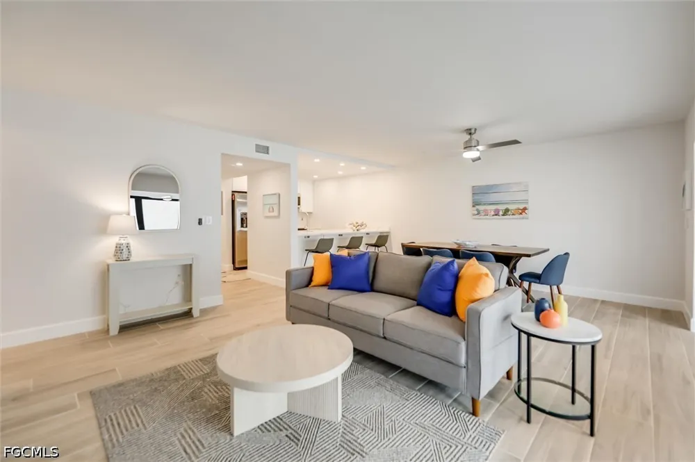 Sextant Drive #321 Sanibel, FL 33957