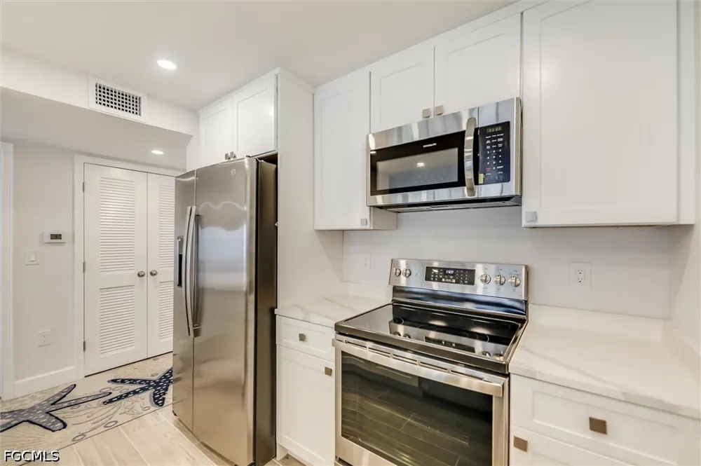 Sextant Drive #321 Sanibel, FL 33957