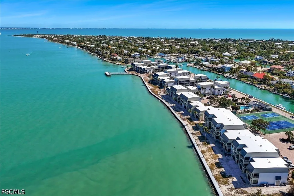 Sextant Drive #321 Sanibel, FL 33957
