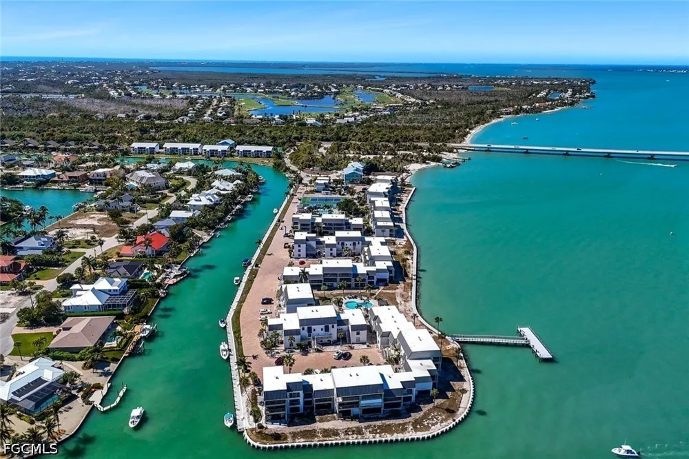 Sextant Drive #321 Sanibel, FL 33957