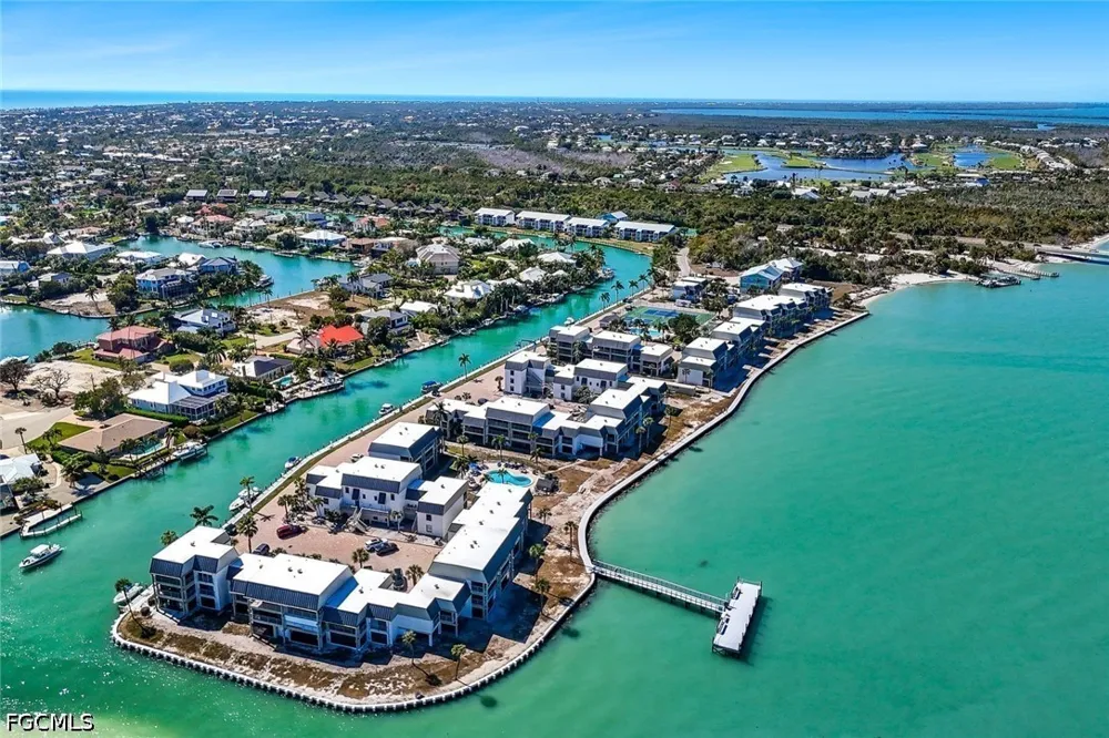 Sextant Drive #321 Sanibel, FL 33957