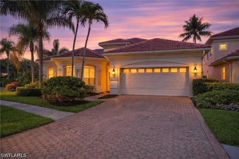 Troon Lakes Drive