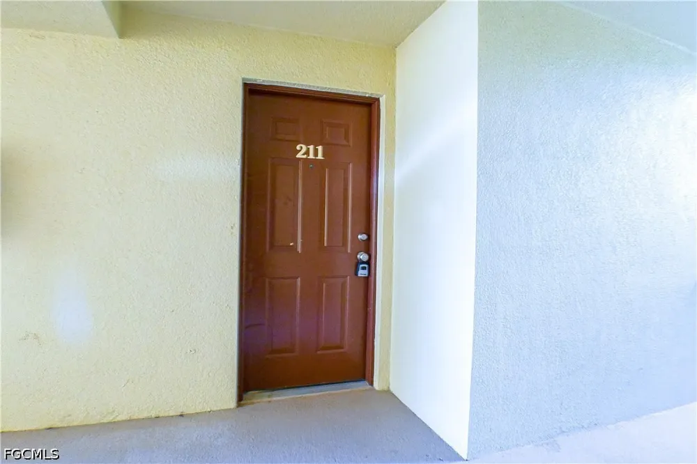 residence Drive #211 Fort Myers, FL 33901