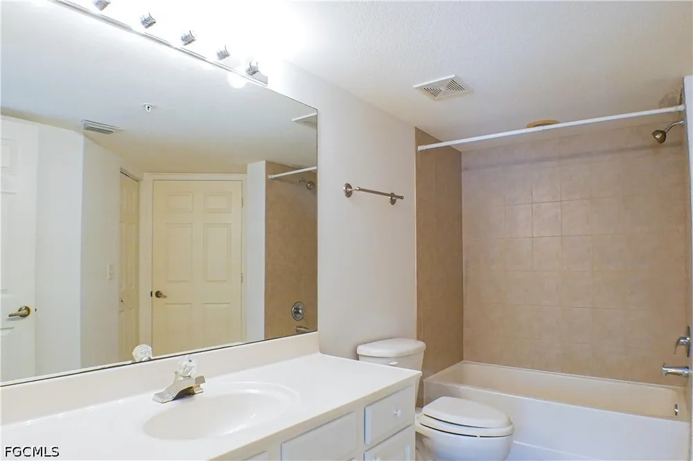 residence Drive #211 Fort Myers, FL 33901