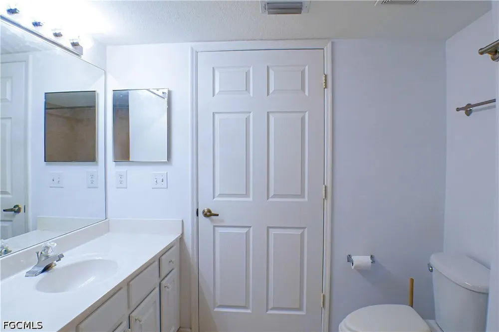 residence Drive #211 Fort Myers, FL 33901