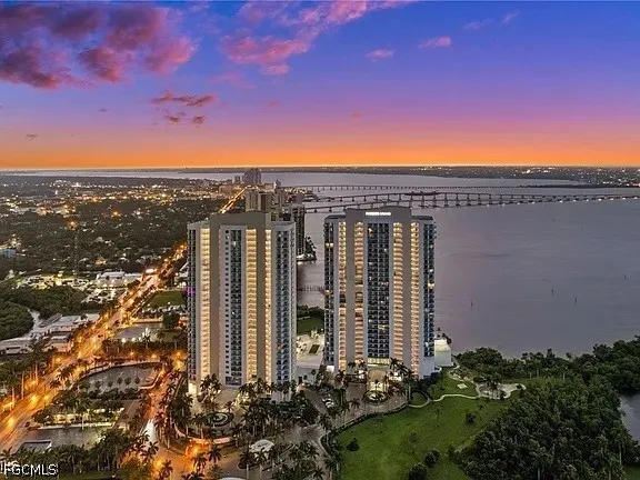 Oasis Grand Boulevard #2402 Fort Myers, FL 33916