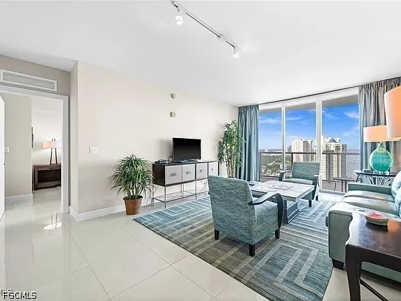 Oasis Grand Boulevard #2402 Fort Myers, FL 33916