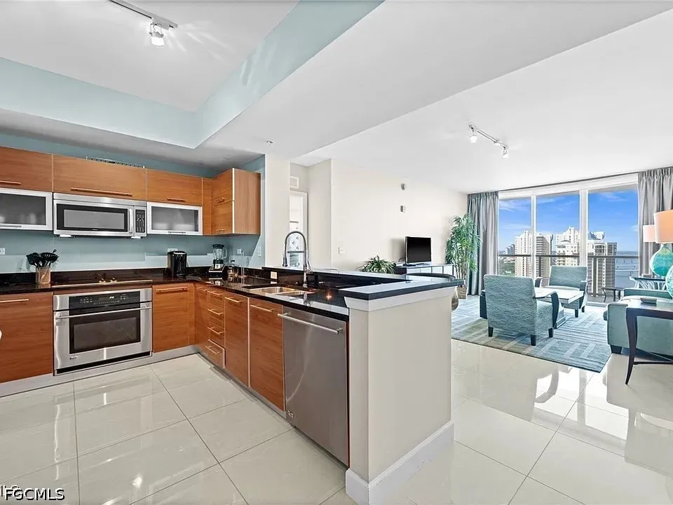 Oasis Grand Boulevard #2402 Fort Myers, FL 33916