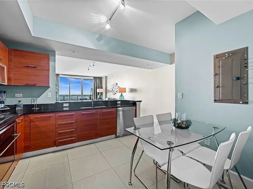 Oasis Grand Boulevard #2402 Fort Myers, FL 33916